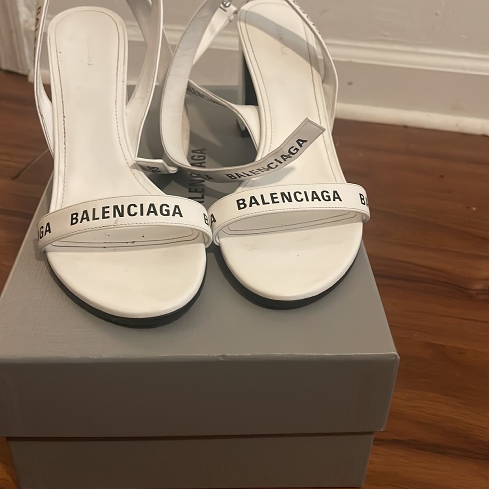 Heels - Picture 4 of 8